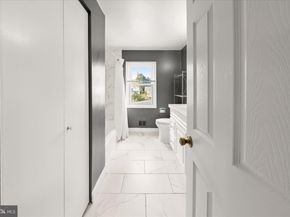 10712 Gainsborough Road, Potomac MD 20854