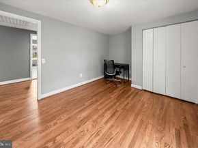 10712 Gainsborough Road, Potomac MD 20854