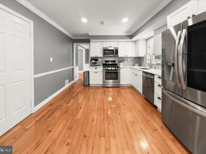 10712 Gainsborough Road, Potomac MD 20854