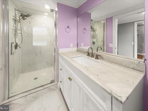 10712 Gainsborough Road, Potomac MD 20854