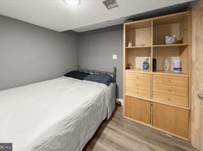 10712 Gainsborough Road, Potomac MD 20854