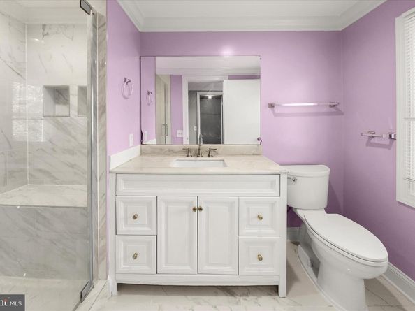 10712 Gainsborough Road, Potomac MD 20854