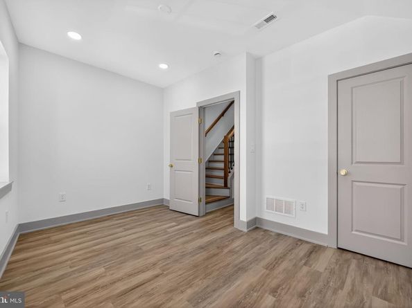 910 Ellsworth Street, Philadelphia PA 19147