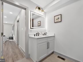 910 Ellsworth Street, Philadelphia PA 19147