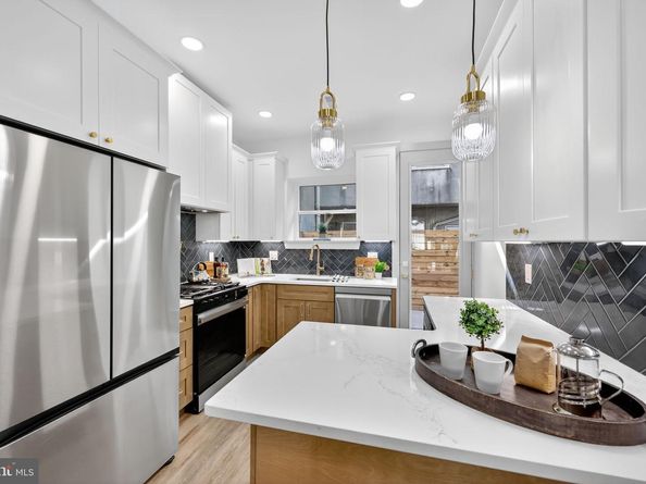 910 Ellsworth Street, Philadelphia PA 19147