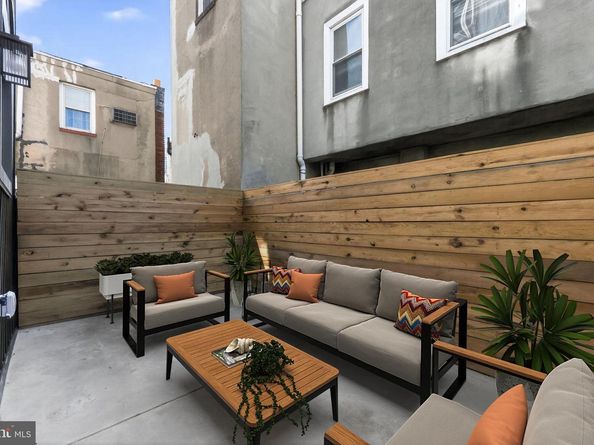 910 Ellsworth Street, Philadelphia PA 19147