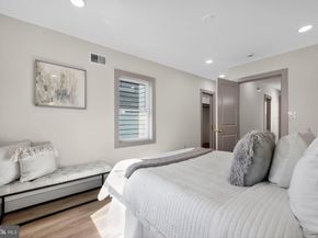 910 Ellsworth Street, Philadelphia PA 19147