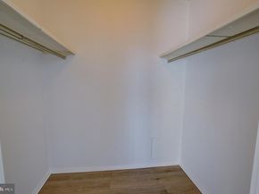 5225 Pooks Hill Road 911N, Bethesda MD 20814