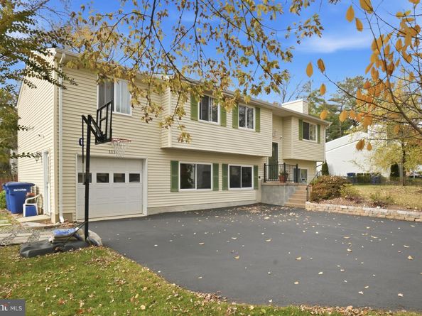 1111 Bicksler Drive, Herndon VA 20170