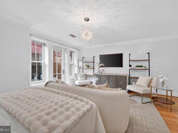 1210 R Street NW B14, Washington DC 20009