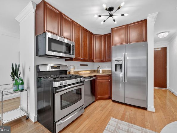 1210 R Street NW B14, Washington DC 20009