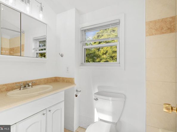 944 N Randolph Street, Philadelphia PA 19123