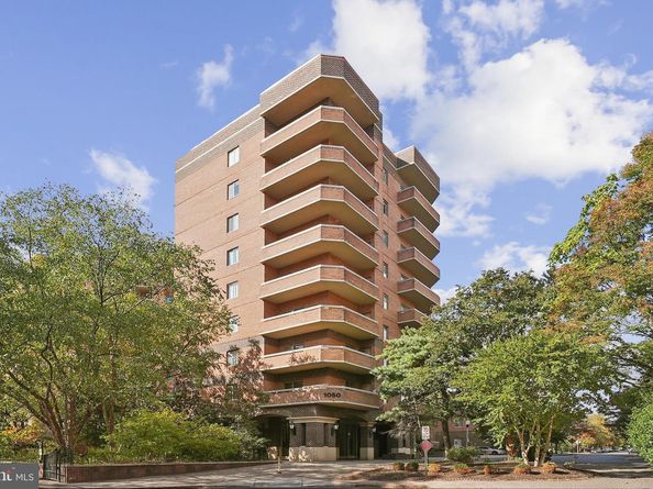 1050 N Stuart Street 229, Arlington VA 22201