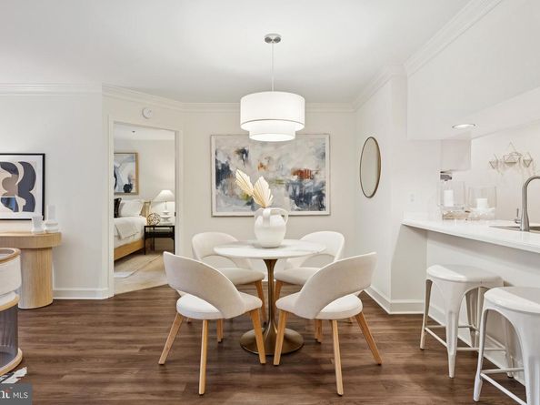 1050 N Stuart Street 229, Arlington VA 22201