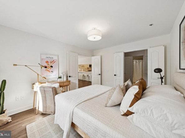 1050 N Stuart Street 229, Arlington VA 22201