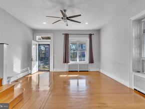 117 Rochelle Avenue, Philadelphia PA 19128