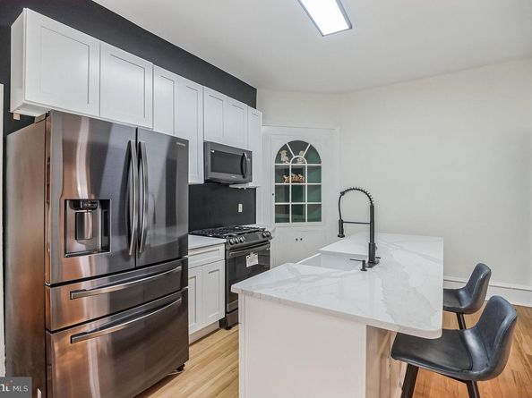 117 Rochelle Avenue, Philadelphia PA 19128