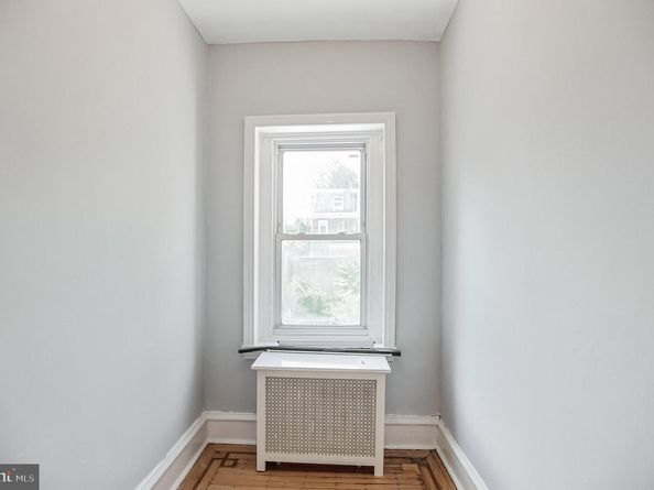 117 Rochelle Avenue, Philadelphia PA 19128