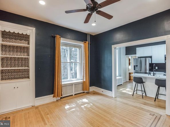 117 Rochelle Avenue, Philadelphia PA 19128