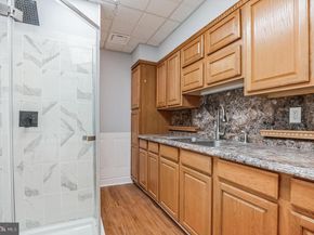 117 Rochelle Avenue, Philadelphia PA 19128