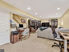 28 Garden Drive, Alexandria VA 22304