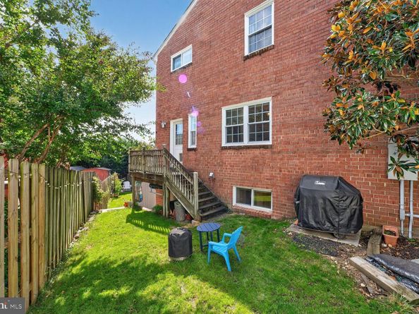 28 Garden Drive, Alexandria VA 22304