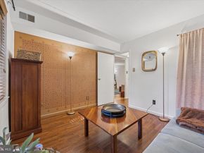 261 Shawmont Avenue D, Philadelphia PA 19128