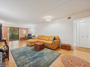 261 Shawmont Avenue D, Philadelphia PA 19128