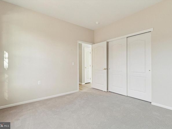 64 Legacy Oaks Drive, Richboro PA 18954