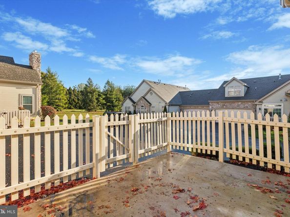 64 Legacy Oaks Drive, Richboro PA 18954