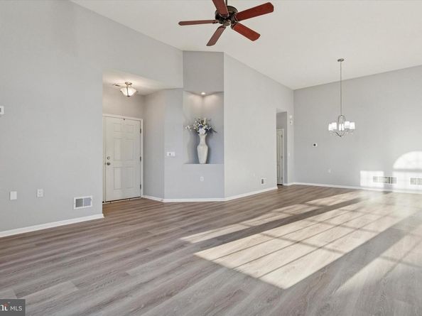 64 Legacy Oaks Drive, Richboro PA 18954