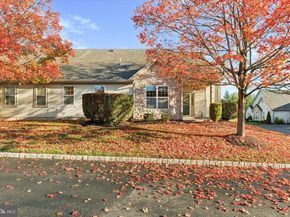 64 Legacy Oaks Drive, Richboro PA 18954