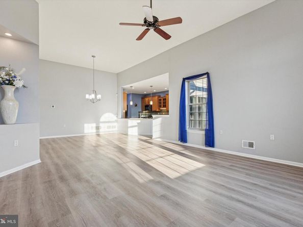 64 Legacy Oaks Drive, Richboro PA 18954