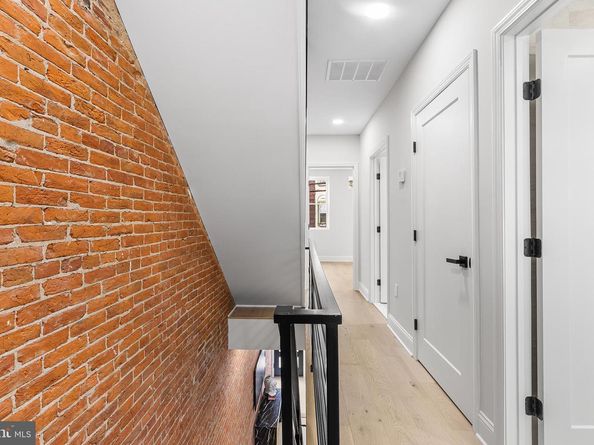 1604 S 8TH Street, Philadelphia PA 19148