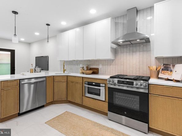 1604 S 8TH Street, Philadelphia PA 19148
