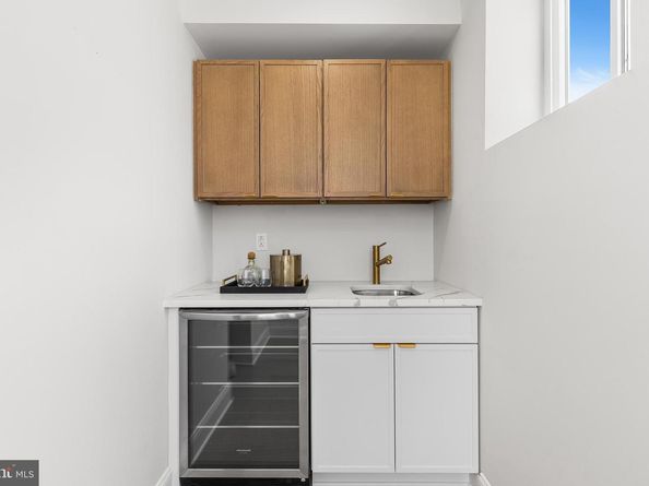 1604 S 8TH Street, Philadelphia PA 19148