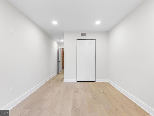 1604 S 8TH Street, Philadelphia PA 19148