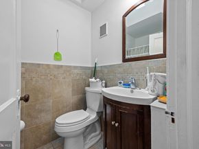 1318 E Duval Street, Philadelphia PA 19138