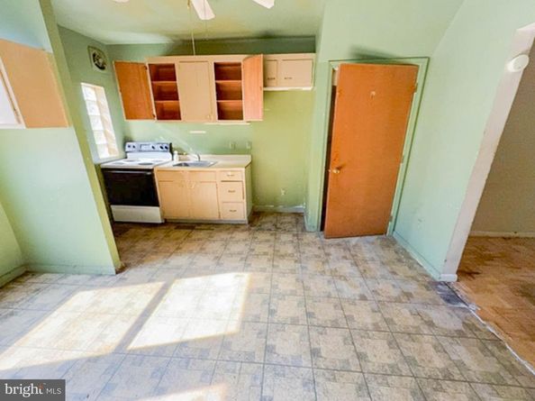 1006 S 56TH Street, Philadelphia PA 19143
