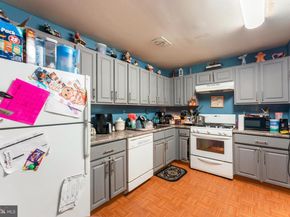 7521 Calvert Street, Philadelphia PA 19152