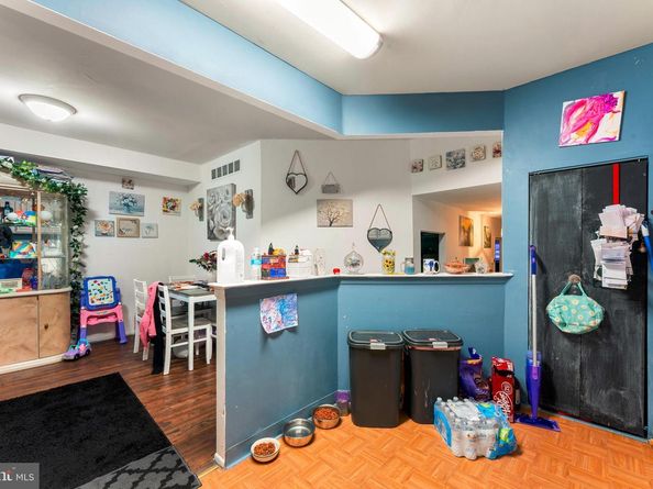 7521 Calvert Street, Philadelphia PA 19152