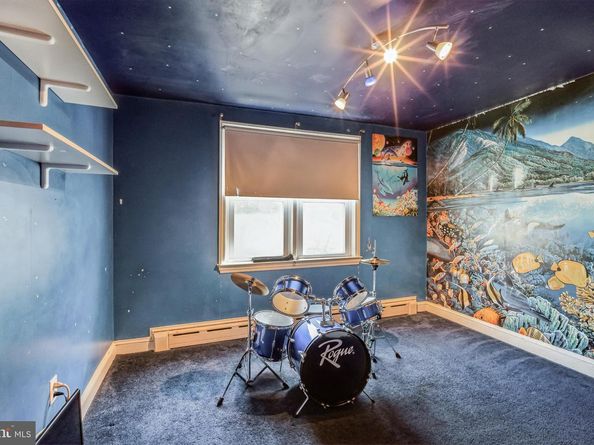 1443 Rhawn Street, Philadelphia PA 19111