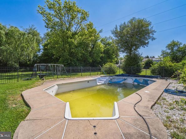 1443 Rhawn Street, Philadelphia PA 19111