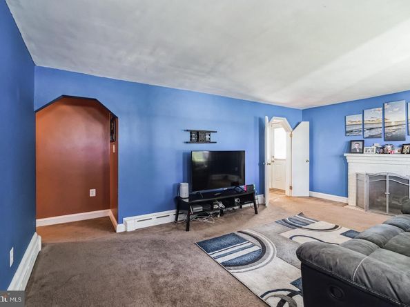 1443 Rhawn Street, Philadelphia PA 19111
