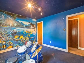 1443 Rhawn Street, Philadelphia PA 19111