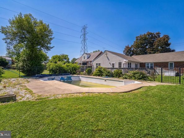 1443 Rhawn Street, Philadelphia PA 19111