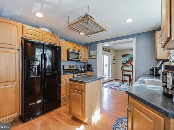 1443 Rhawn Street, Philadelphia PA 19111
