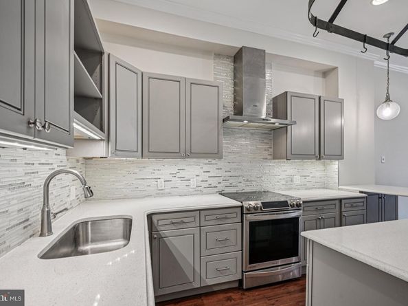 1107 S 47TH Street, Philadelphia PA 19143