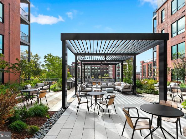 7175 12TH Street NW 411, Washington DC 20011