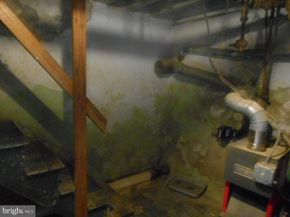 529 E Queen Lane, Philadelphia PA 19144